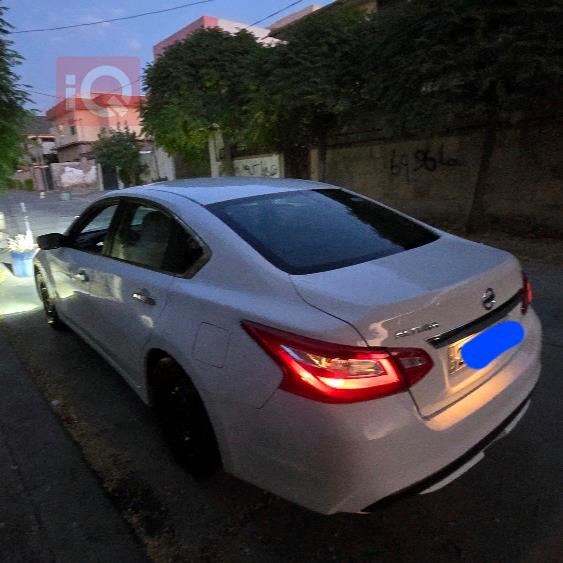 Nissan Altima